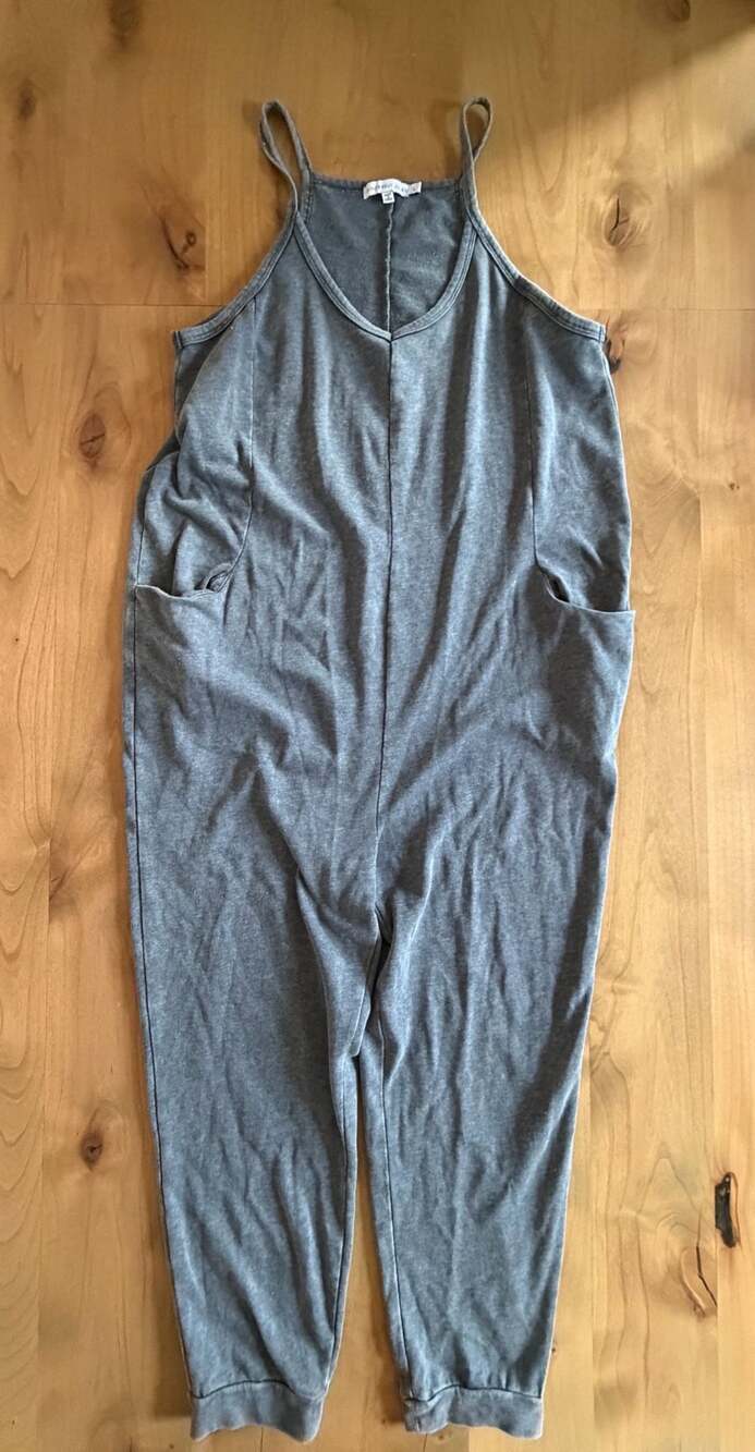 Sincerely Jules Gray Acid Wash Lounge Jumpsuit with Pockets Large